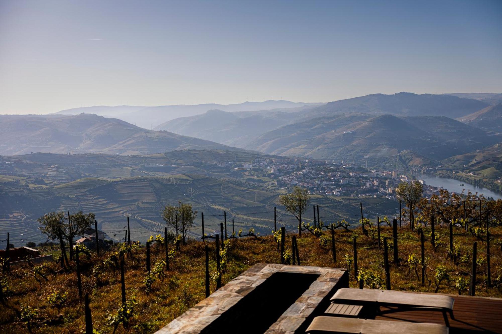 Casa Da Quinta De Santa Cruz - Douro Valley - By Met Peso da Regua Exterior photo