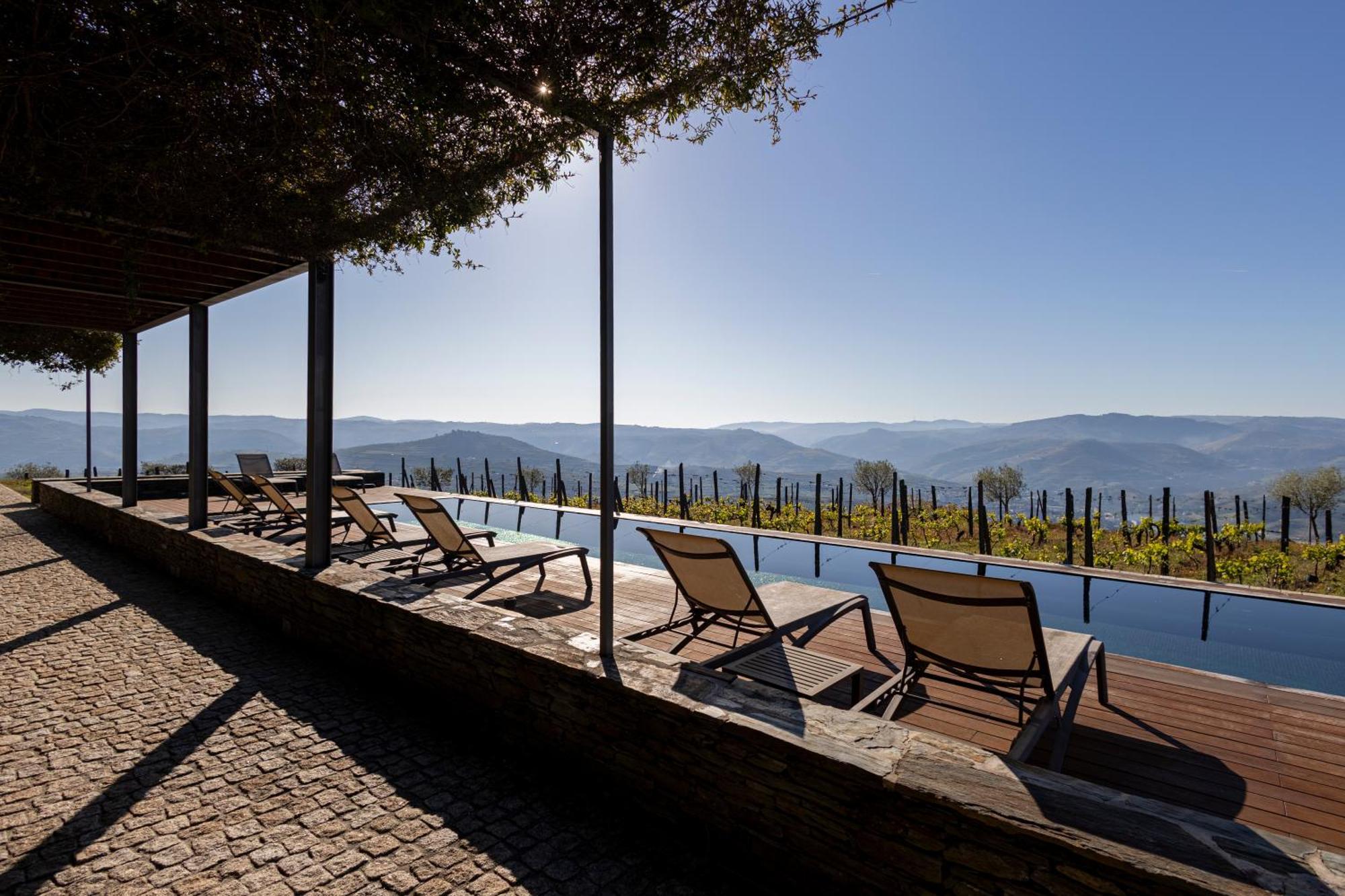 Casa Da Quinta De Santa Cruz - Douro Valley - By Met Peso da Regua Exterior photo