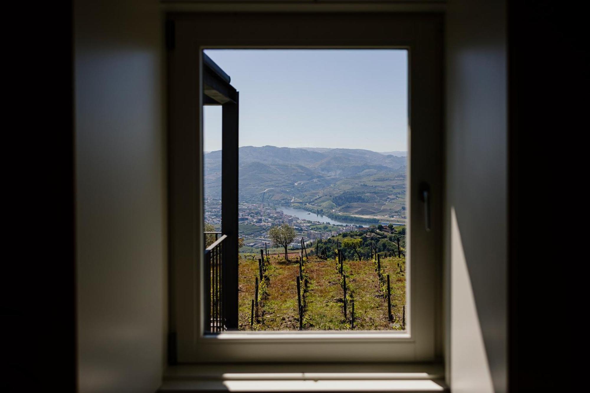 Casa Da Quinta De Santa Cruz - Douro Valley - By Met Peso da Regua Exterior photo